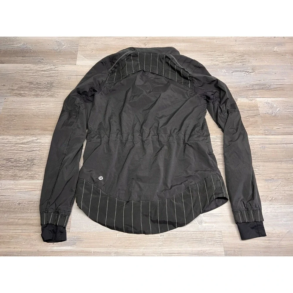 Lululemon Womens Bandit Jacket Black Size 4 Reflective Running Outerwear Hooded